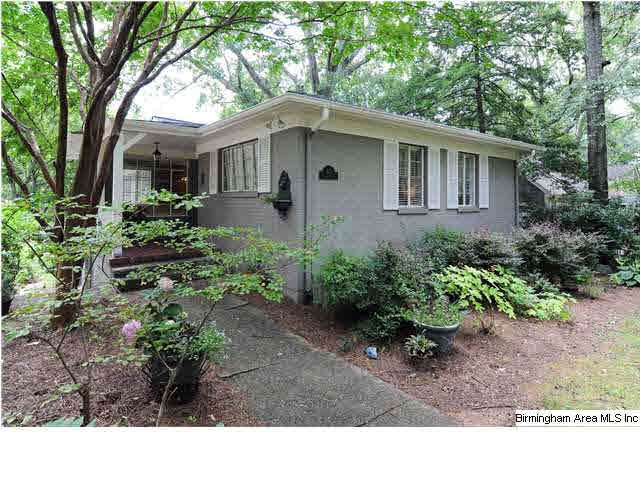 413 Cliff Place Birmingham, AL 35209 - Photo 2 of 32
