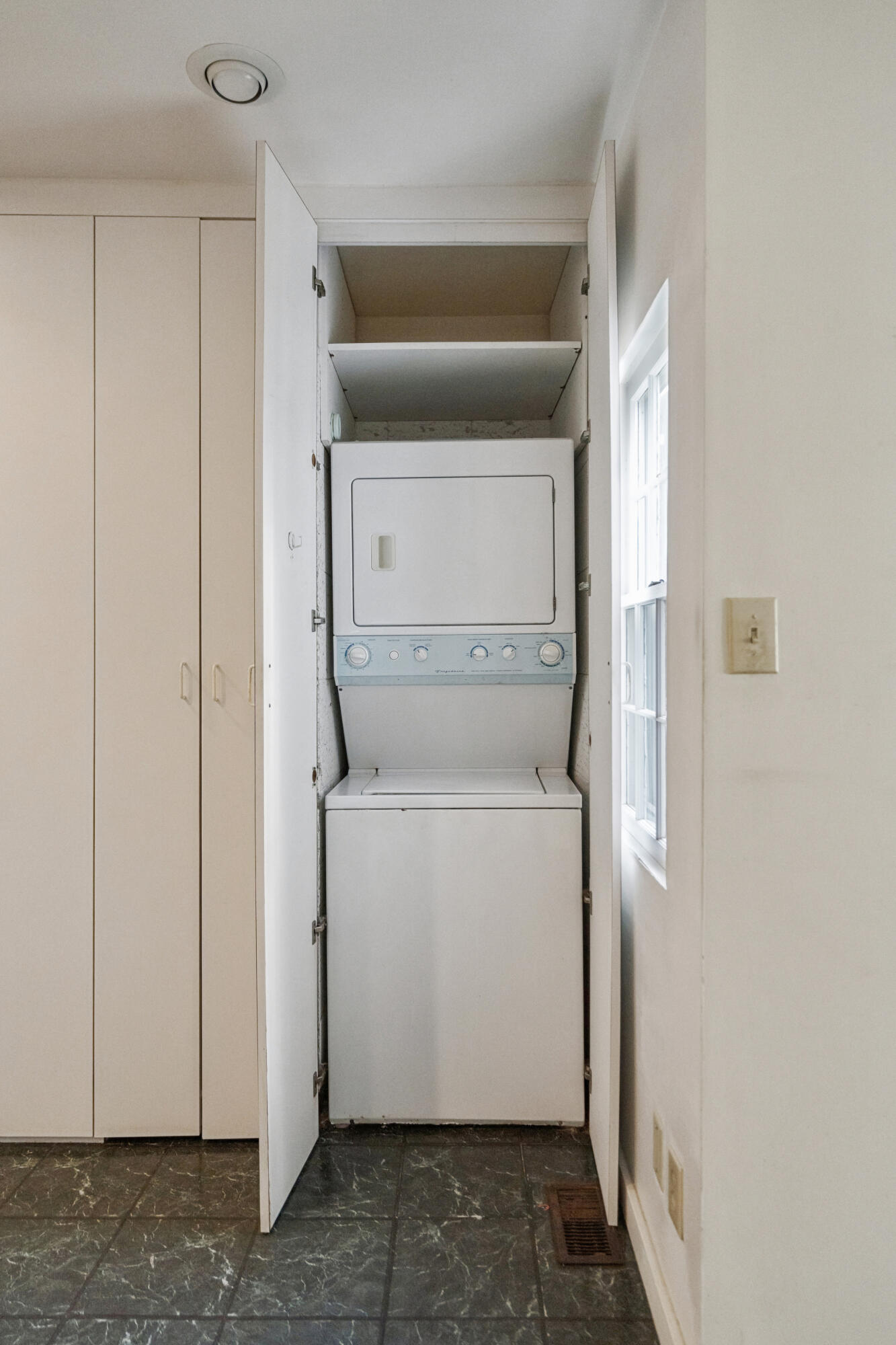 33 Church Street Charleston, SC 29401 - Photo 33 of 47 33ChurchSt-KeenEyeMarketing-050