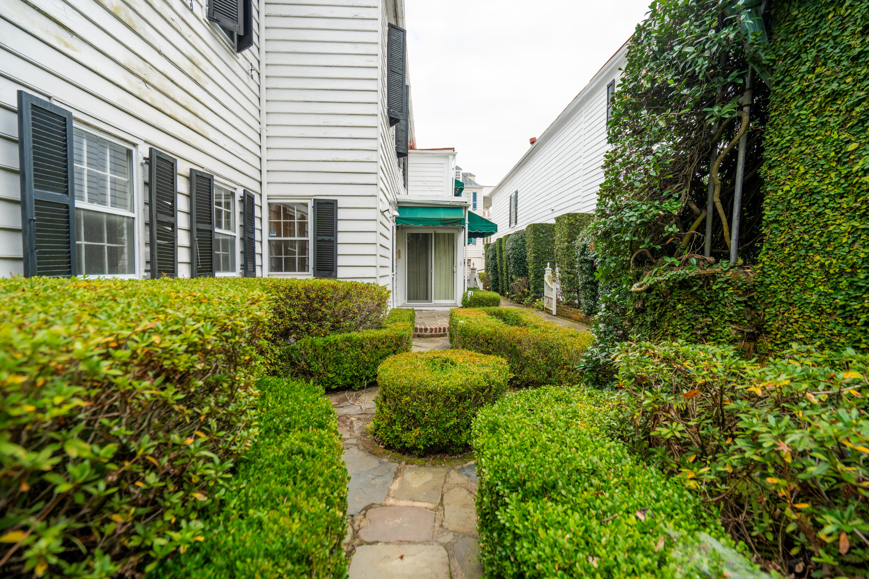 33 Church Street Charleston, SC 29401 - Photo 36 of 47 33ChurchSt-KeenEyeMarketing-053