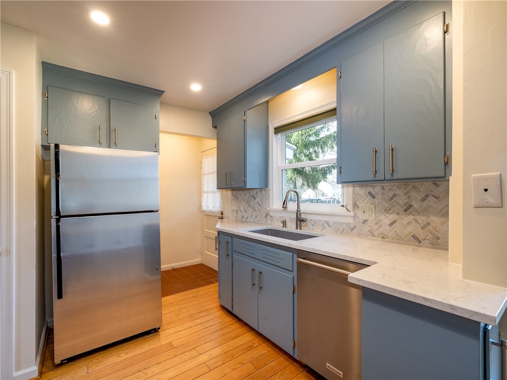 10 Hollyvale Drive Brighton, NY 14618 - Photo 14 of 36