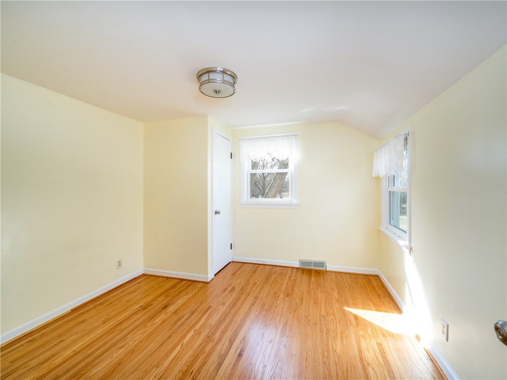 10 Hollyvale Drive Brighton, NY 14618 - Photo 17 of 36