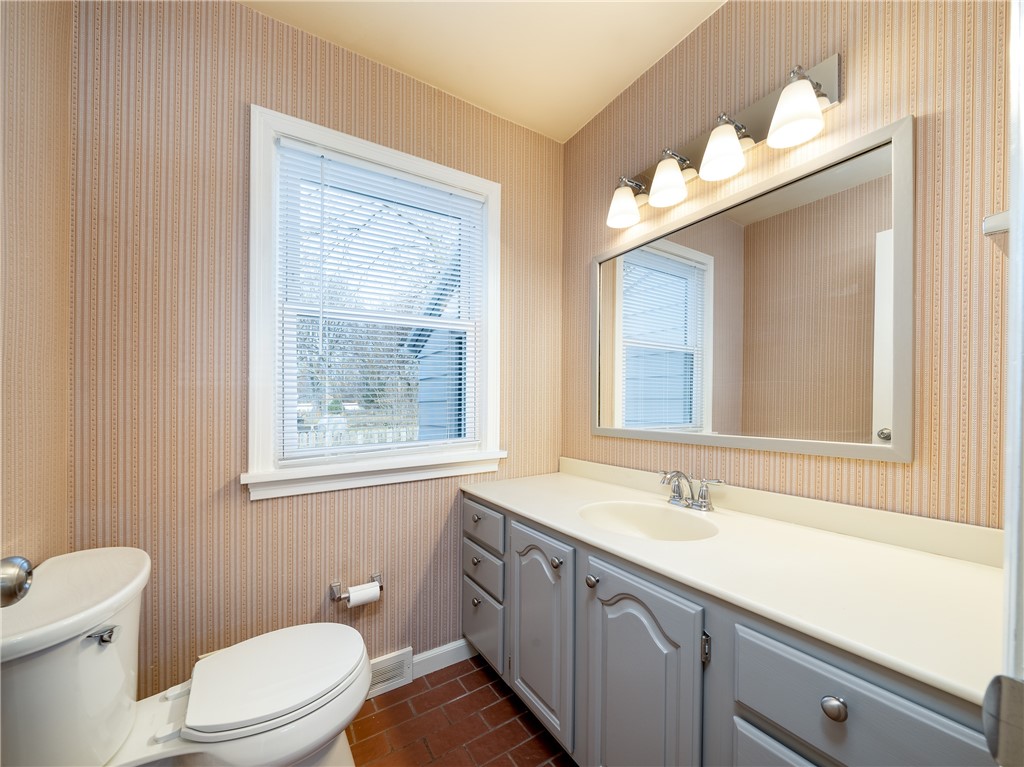 10 Hollyvale Drive Brighton, NY 14618 - Photo 19 of 36