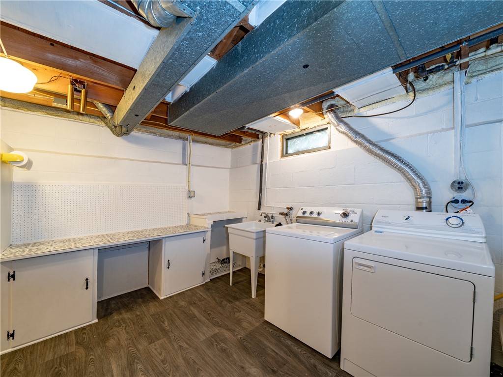 10 Hollyvale Drive Brighton, NY 14618 - Photo 32 of 36