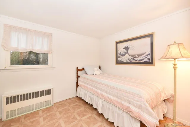 $738,000 | 135 Barwick Boulevard, Mineola, NY 11501