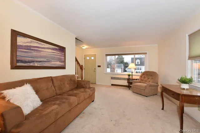 $738,000 | 135 Barwick Boulevard, Mineola, NY 11501