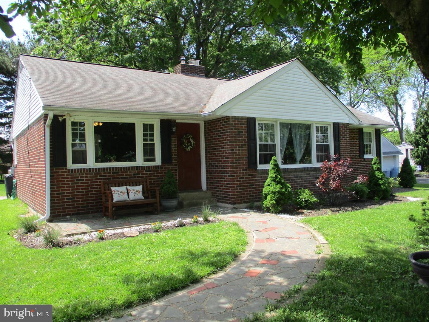 52 Paisley Road Richboro, PA 18954 - Photo 1 of 11 Gallery Image 1