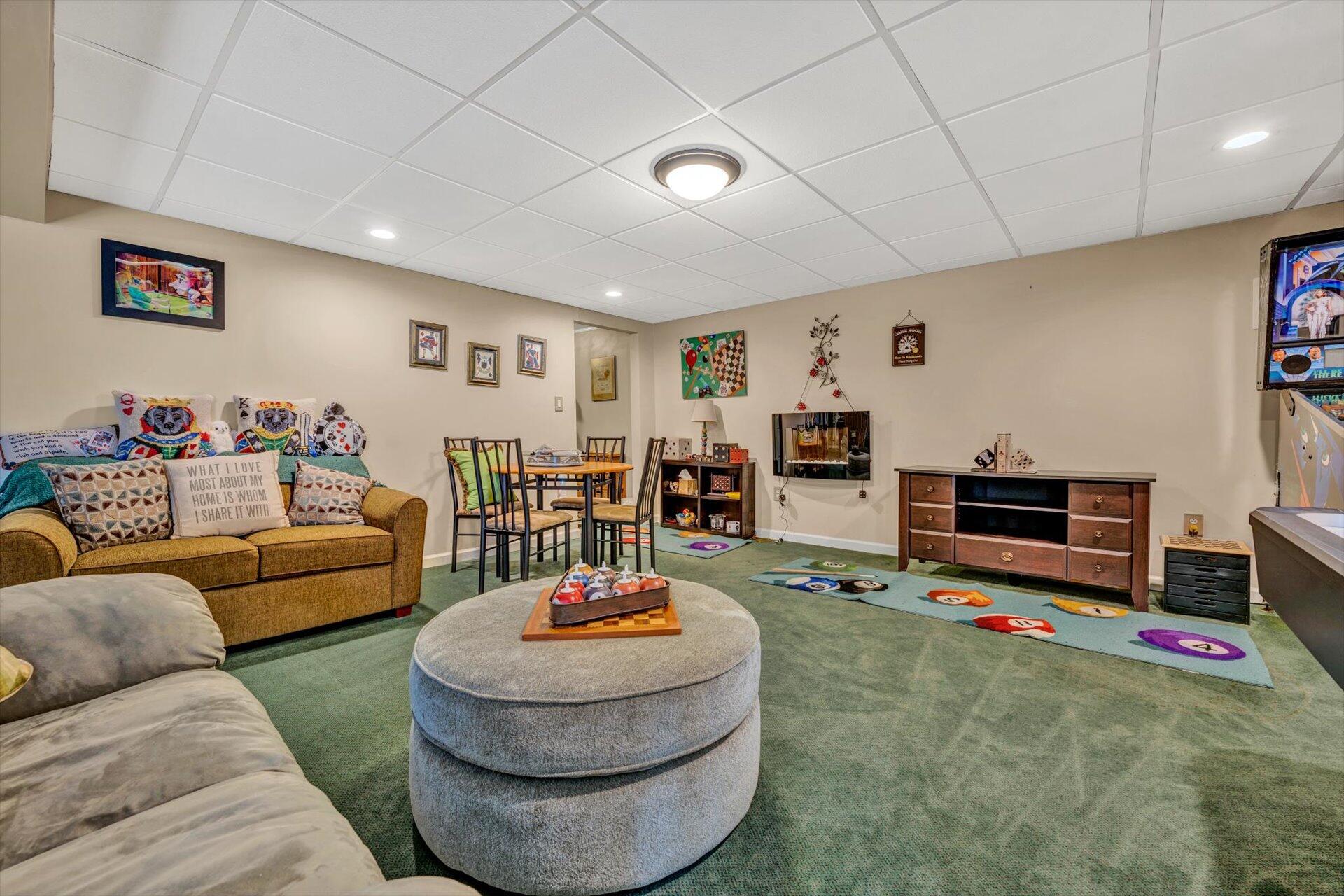 2435 Keagy Road Salem, VA 24153 - Photo 30 of 38 28-091120230106