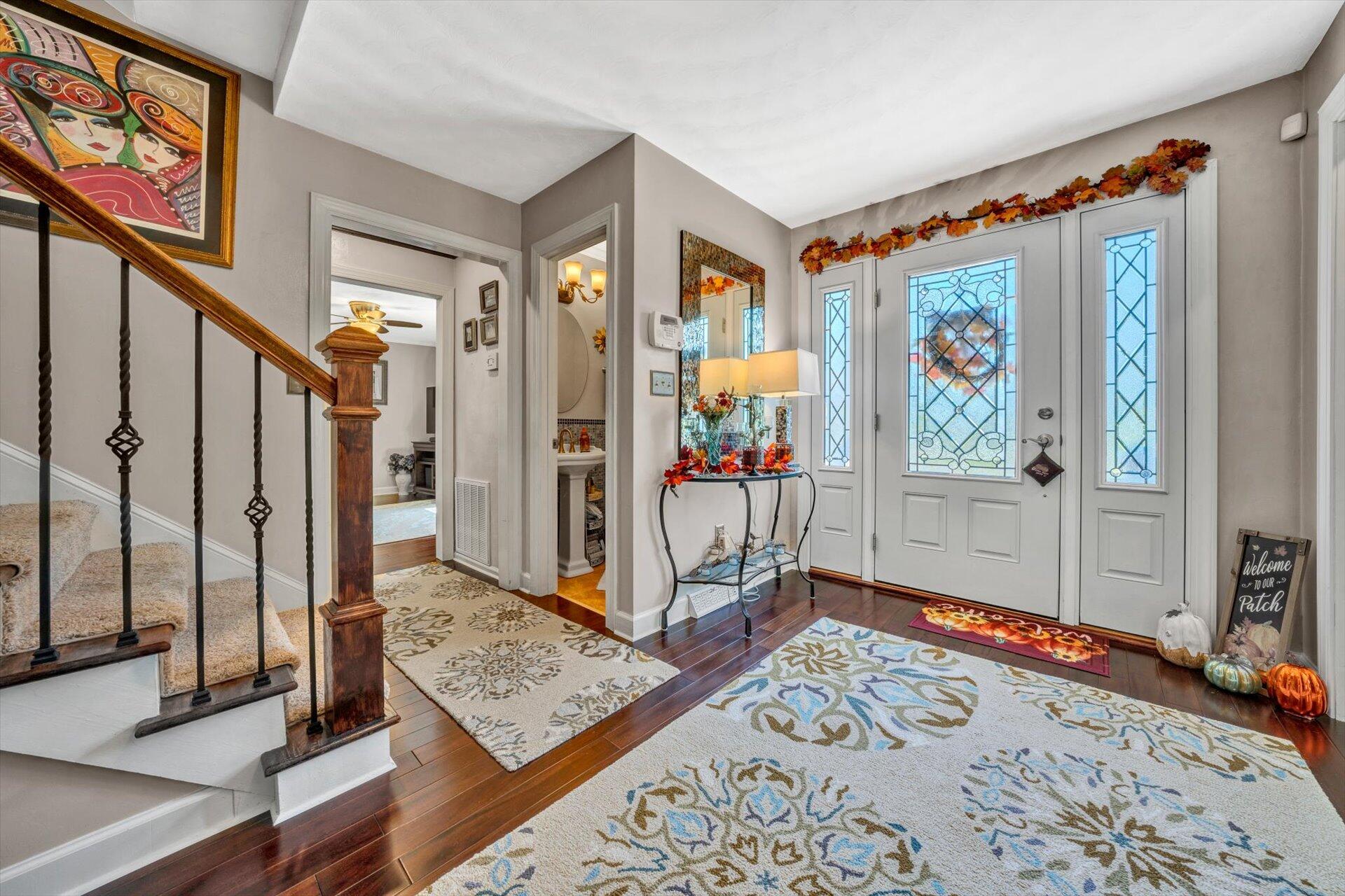 2435 Keagy Road Salem, VA 24153 - Photo 6 of 38 04-091120230078