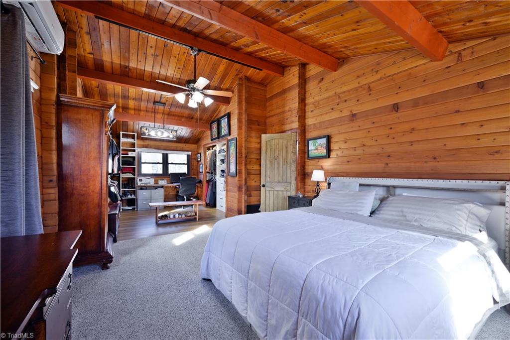 2147 Sparger Road Mount Airy, NC 27030 - Photo 14 of 34