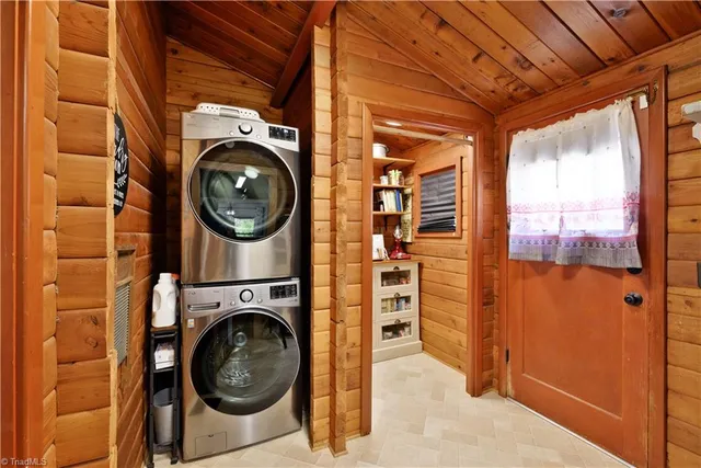 $448,500 | 2147 Sparger Road, Mount Airy, NC 27030