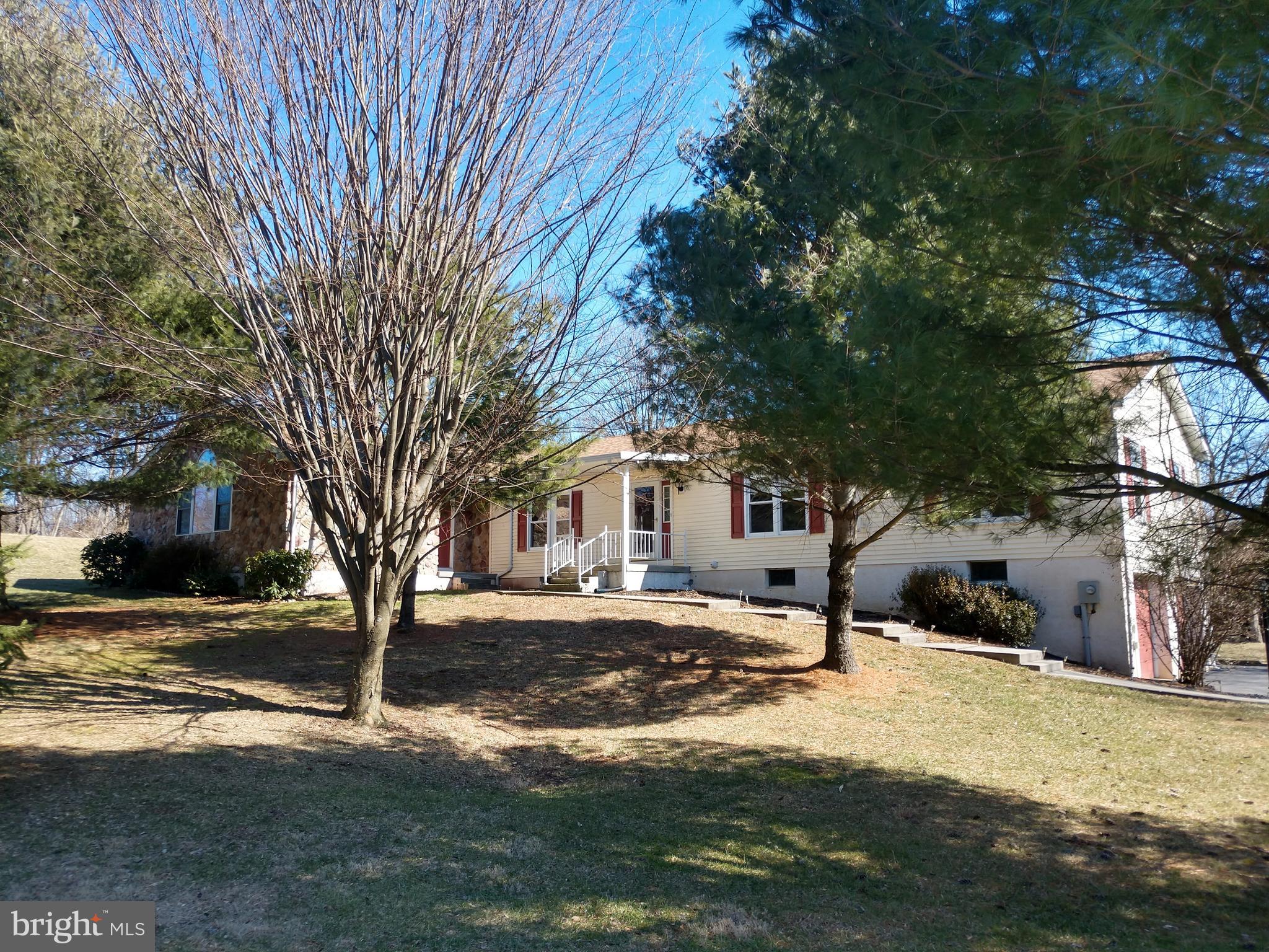 129 North Hills Road Barto, PA 19504 - Photo 1 of 37 Gallery Image 1