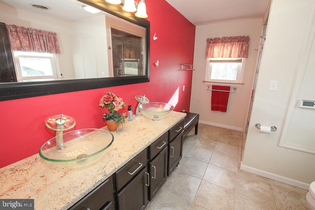 129 North Hills Road Barto, PA 19504 - Photo 13 of 37 Master Bath