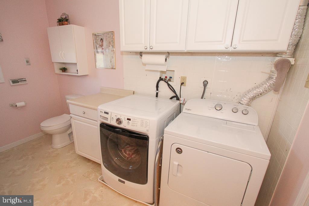 129 North Hills Road Barto, PA 19504 - Photo 18 of 37 Laundry Room/ Bathroom