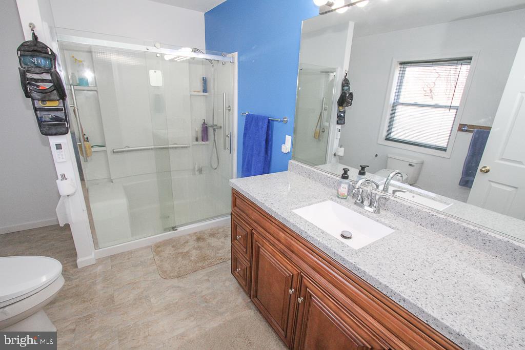 129 North Hills Road Barto, PA 19504 - Photo 22 of 37 Bathroom in Grand master suite
