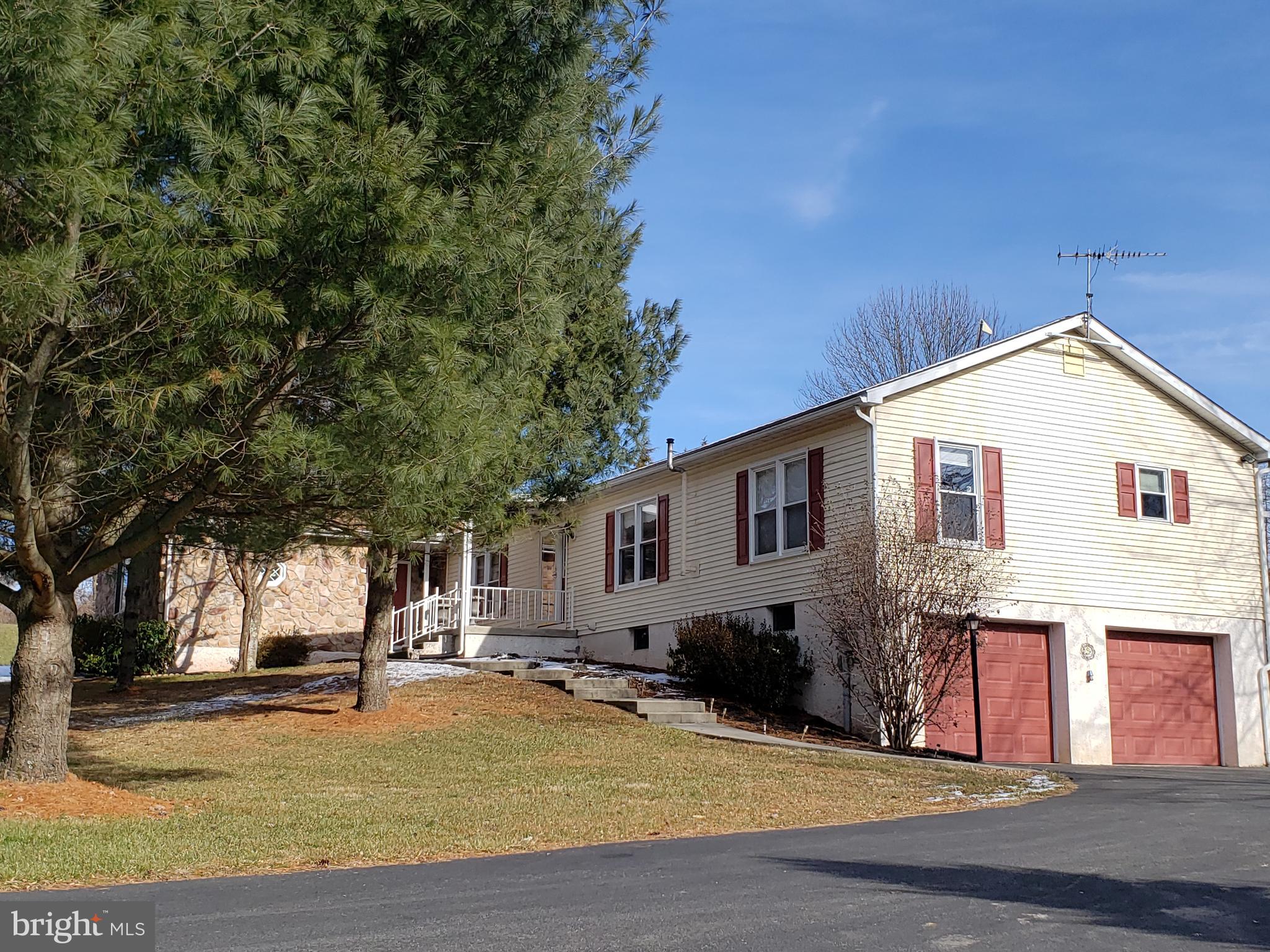 129 North Hills Road Barto, PA 19504 - Photo 37 of 37 Side Exterior