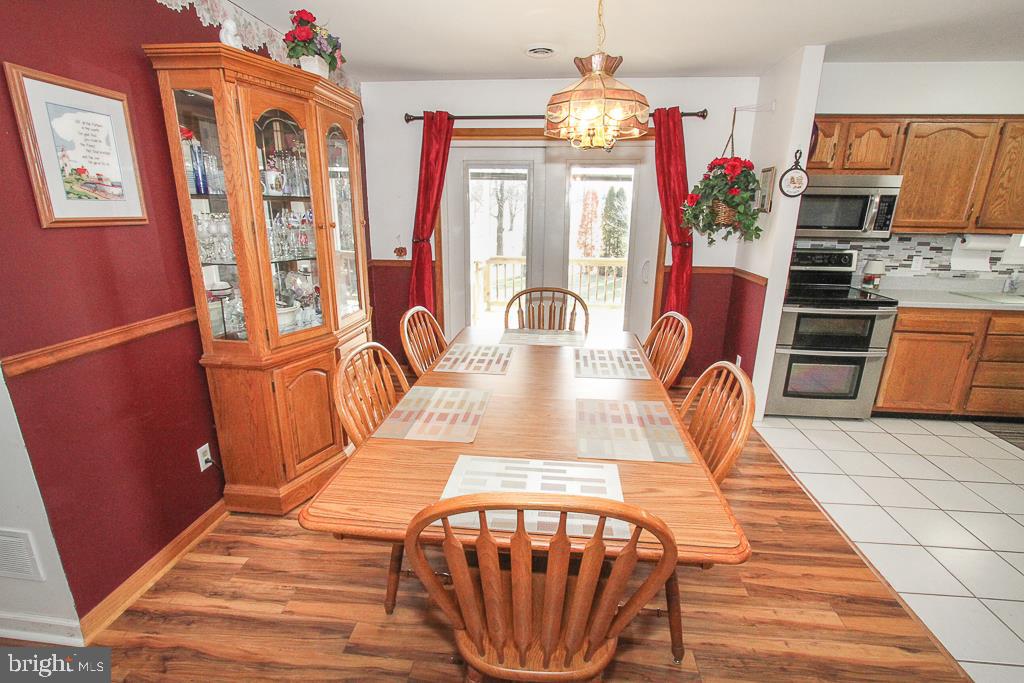 129 North Hills Road Barto, PA 19504 - Photo 6 of 37 Dining Room