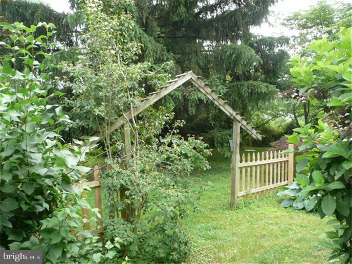 4216 New Hope Road New Hope, PA 18938 - Photo 17 of 25