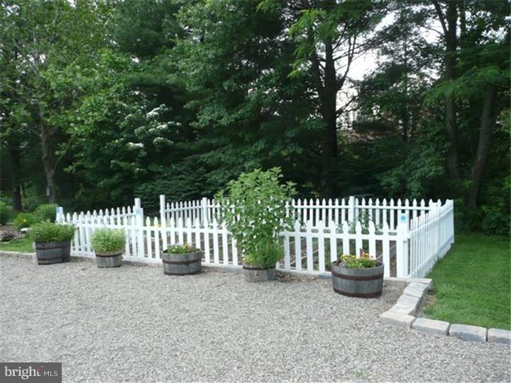 4216 New Hope Road New Hope, PA 18938 - Photo 19 of 25