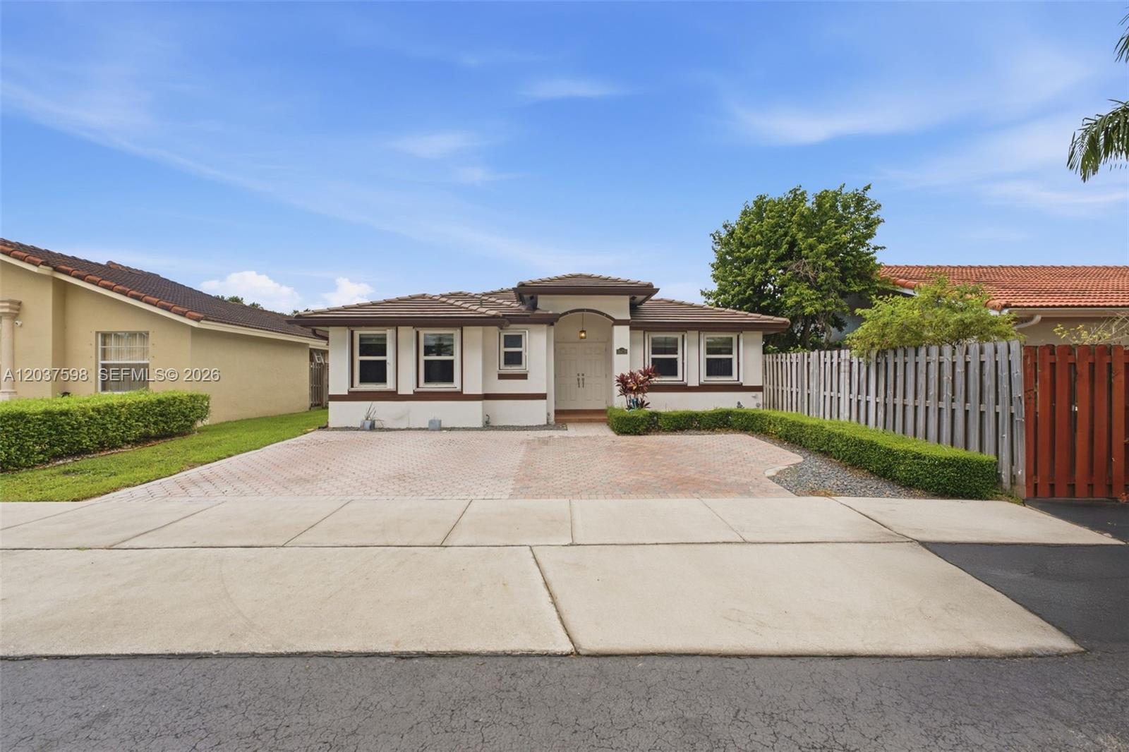 16478 Southwest 99th Street Miami, FL 33196 - Photo 2 of 30