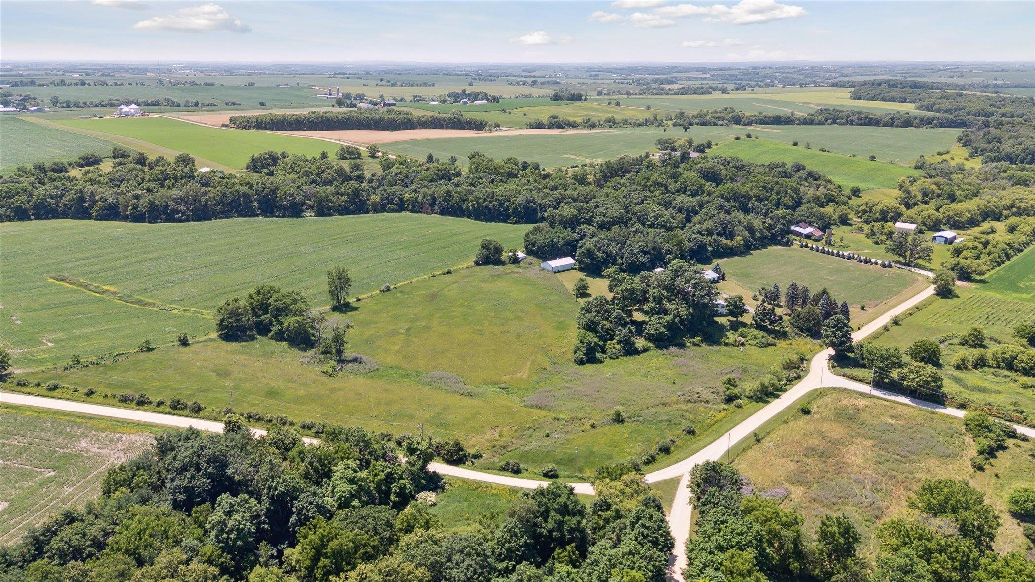 505 East State Line Road Orangeville, IL 61060 - Photo 50 of 58 a view of a lake with a mountain