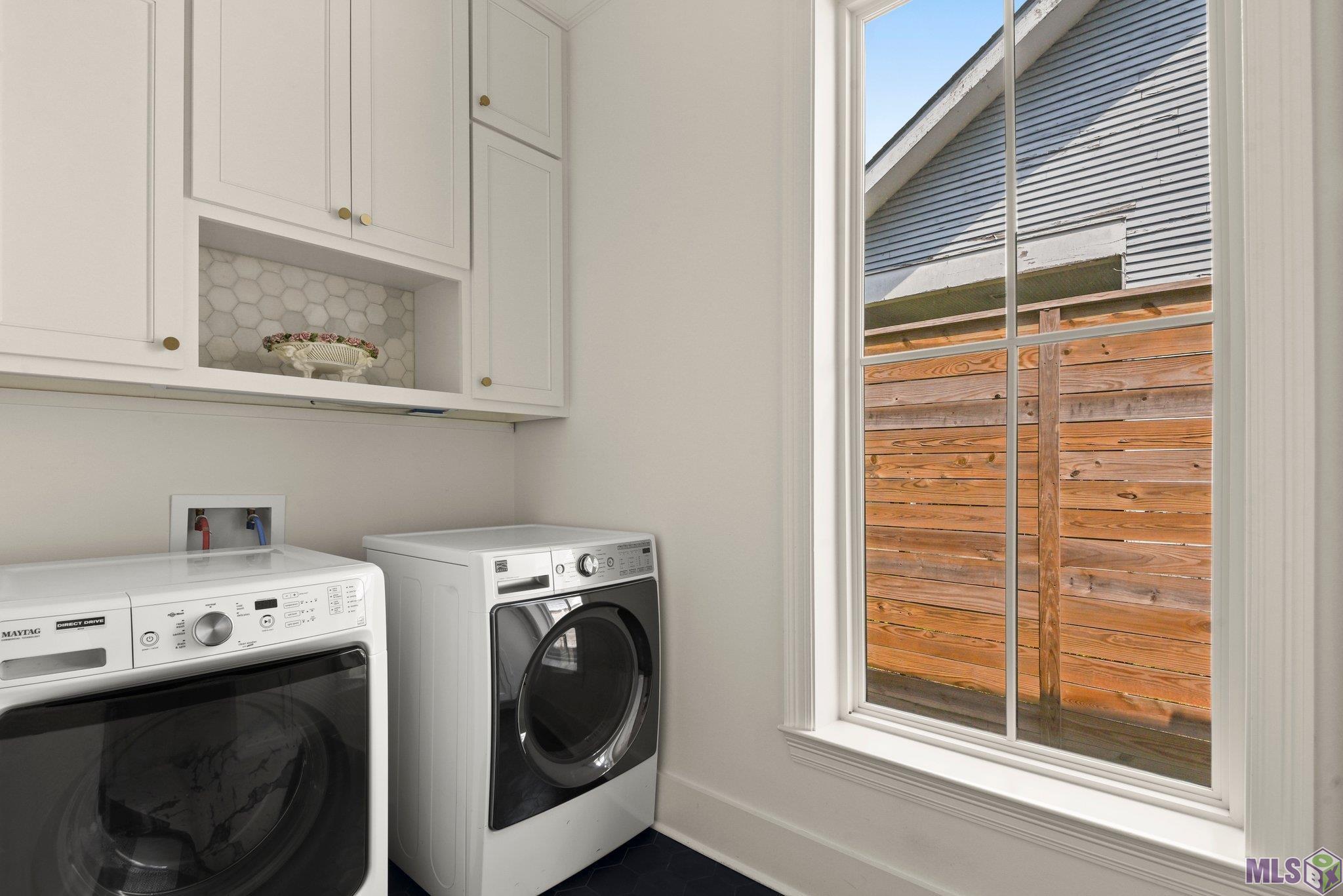 1637 Perkins Road Baton Rouge, LA 70808 - Photo 21 of 41 Laundry Room