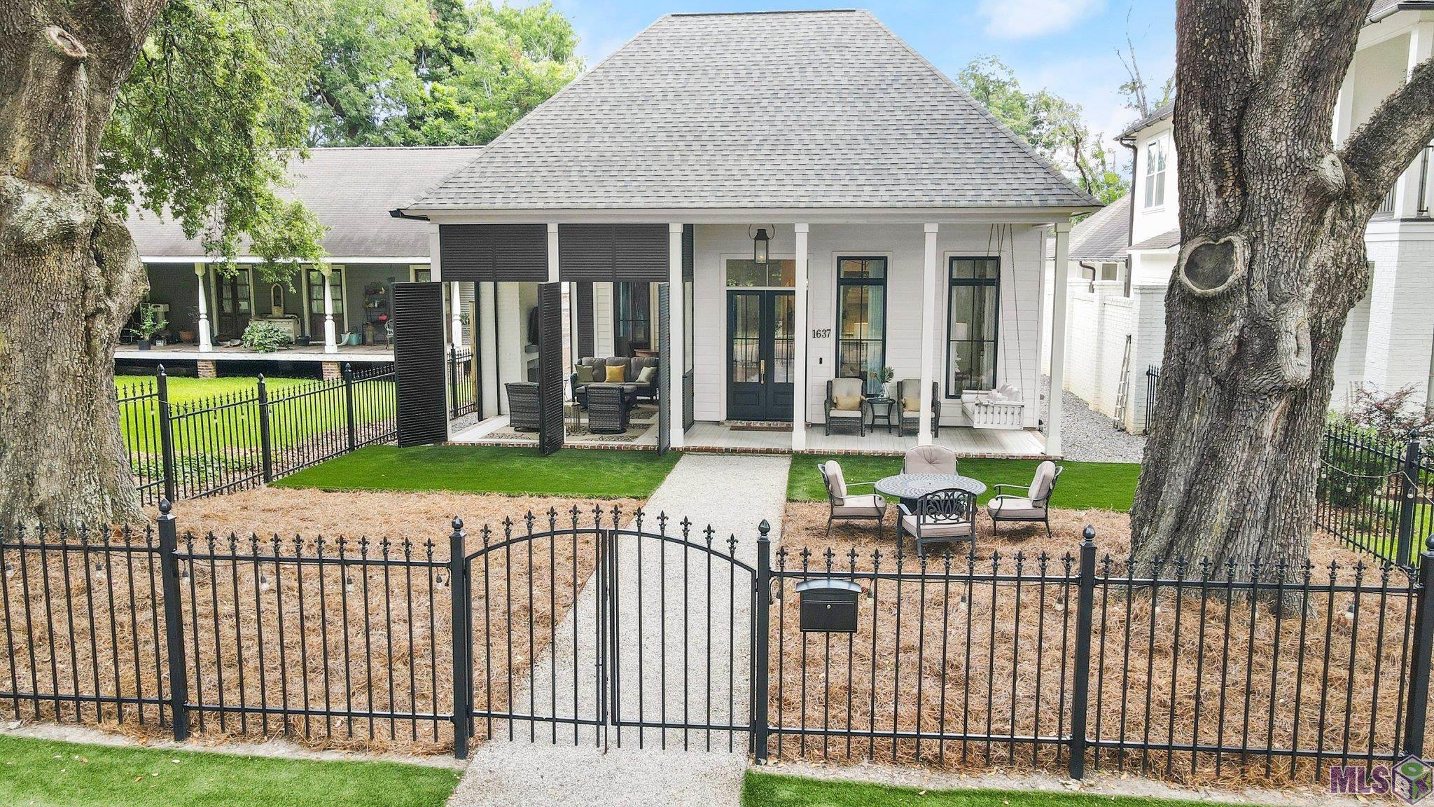 1637 Perkins Road Baton Rouge, LA 70808 - Photo 3 of 41