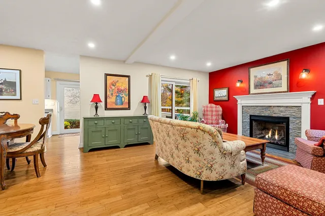 $625,000 | 124 Spinnaker Way, Portsmouth, NH 03801