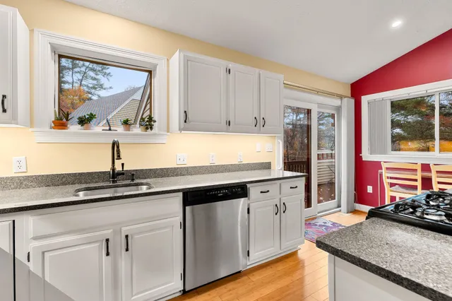 $625,000 | 124 Spinnaker Way, Portsmouth, NH 03801
