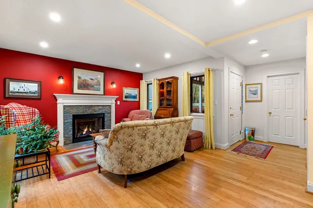 $625,000 | 124 Spinnaker Way, Portsmouth, NH 03801