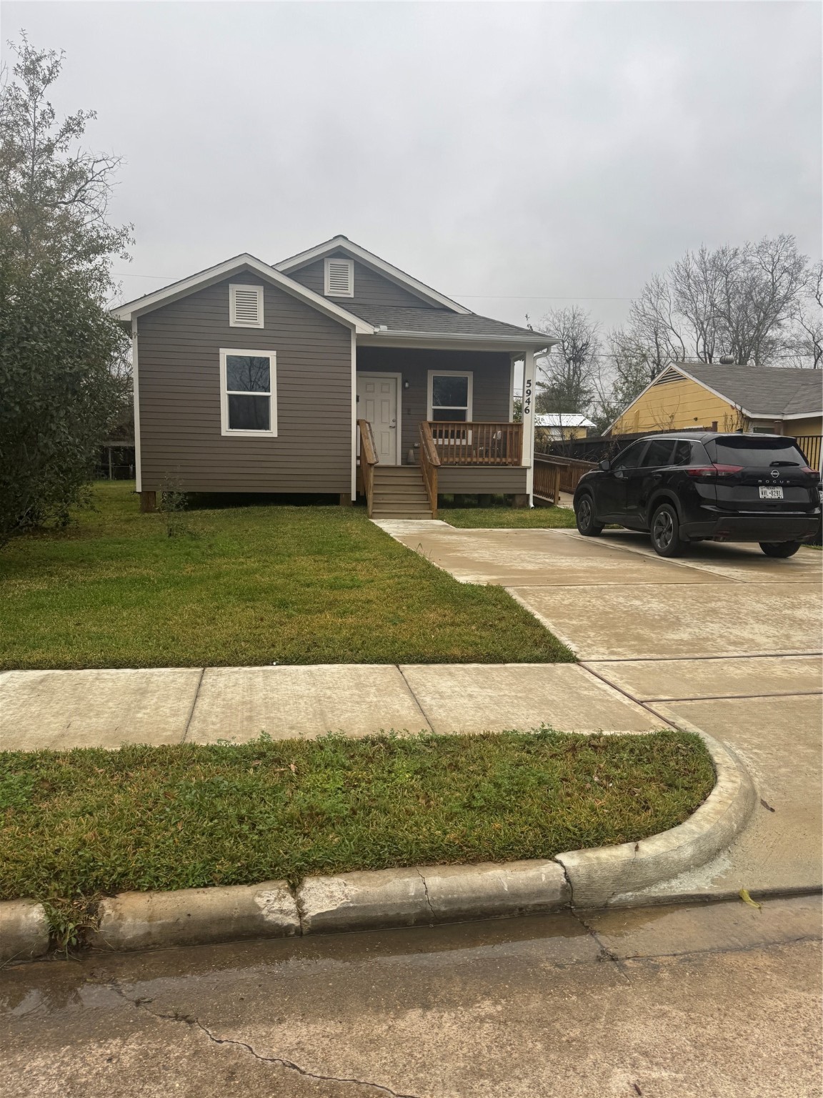 5950 Doolittle Boulevard Houston, TX 77033 - Photo 25 of 25 a view of a house with a yard