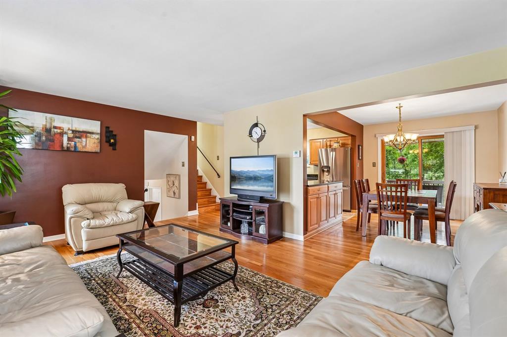 3741 Margate Road Pittsburgh, PA 15221 - Photo 11 of 36