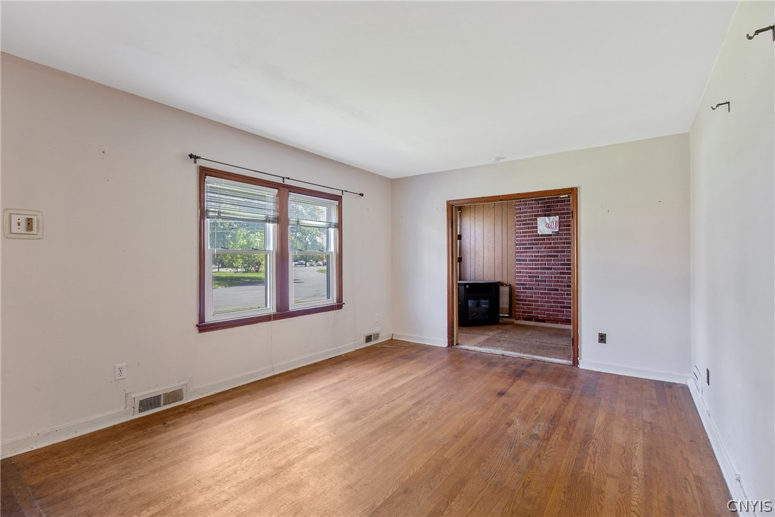 201 Sheridan Road Salina, NY 13090 - Photo 6 of 31