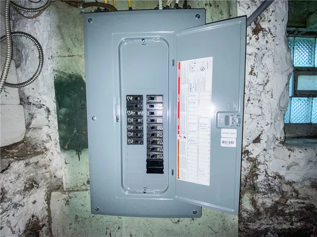 $99,500 | 33 Finch Street, Rochester, NY 14613