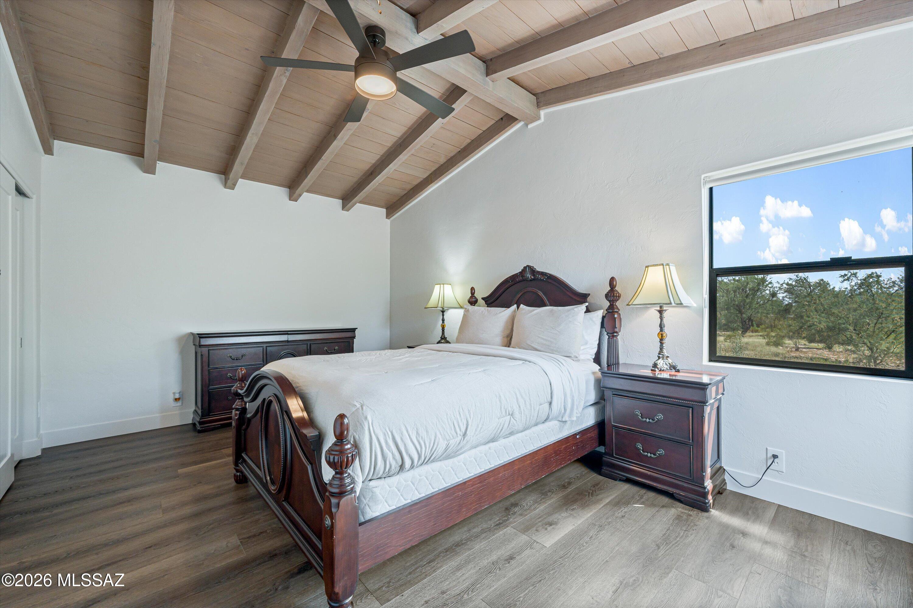 7041 East River Road Tucson, AZ 85750 - Photo 20 of 43 Guest Bedroom With Wood Ceiling.