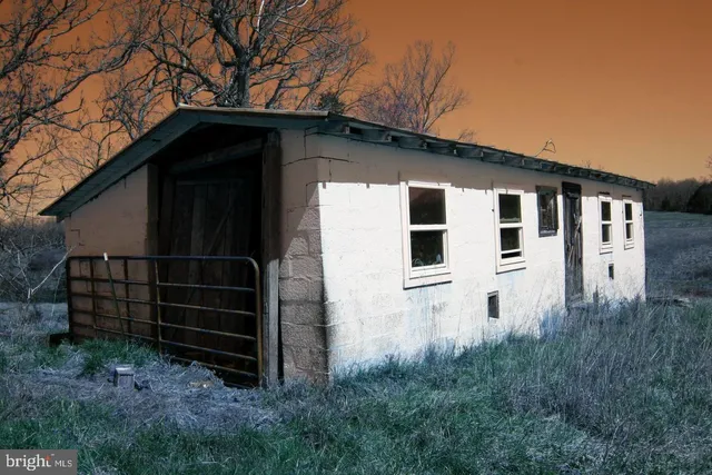 $2,700,000 | 13506 Tear James Trail, Amissville, VA 20106