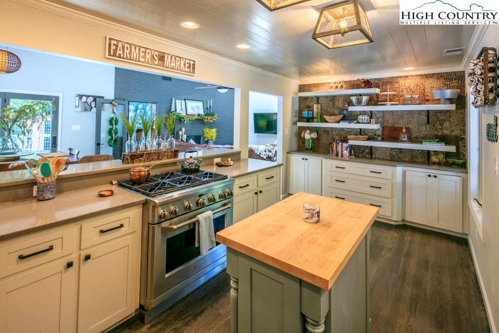150 King's Ridge Road Boone, NC 28607 - Photo 5 of 25 Gallery Image 5