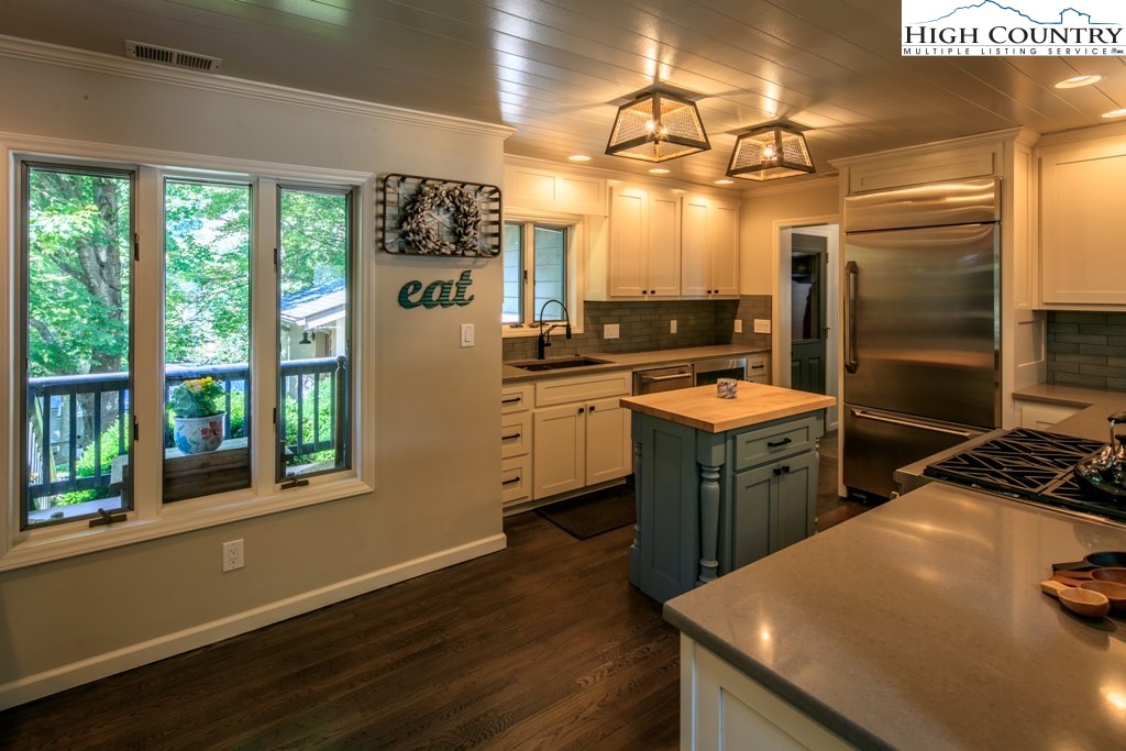150 King's Ridge Road Boone, NC 28607 - Photo 6 of 25 Gallery Image 6