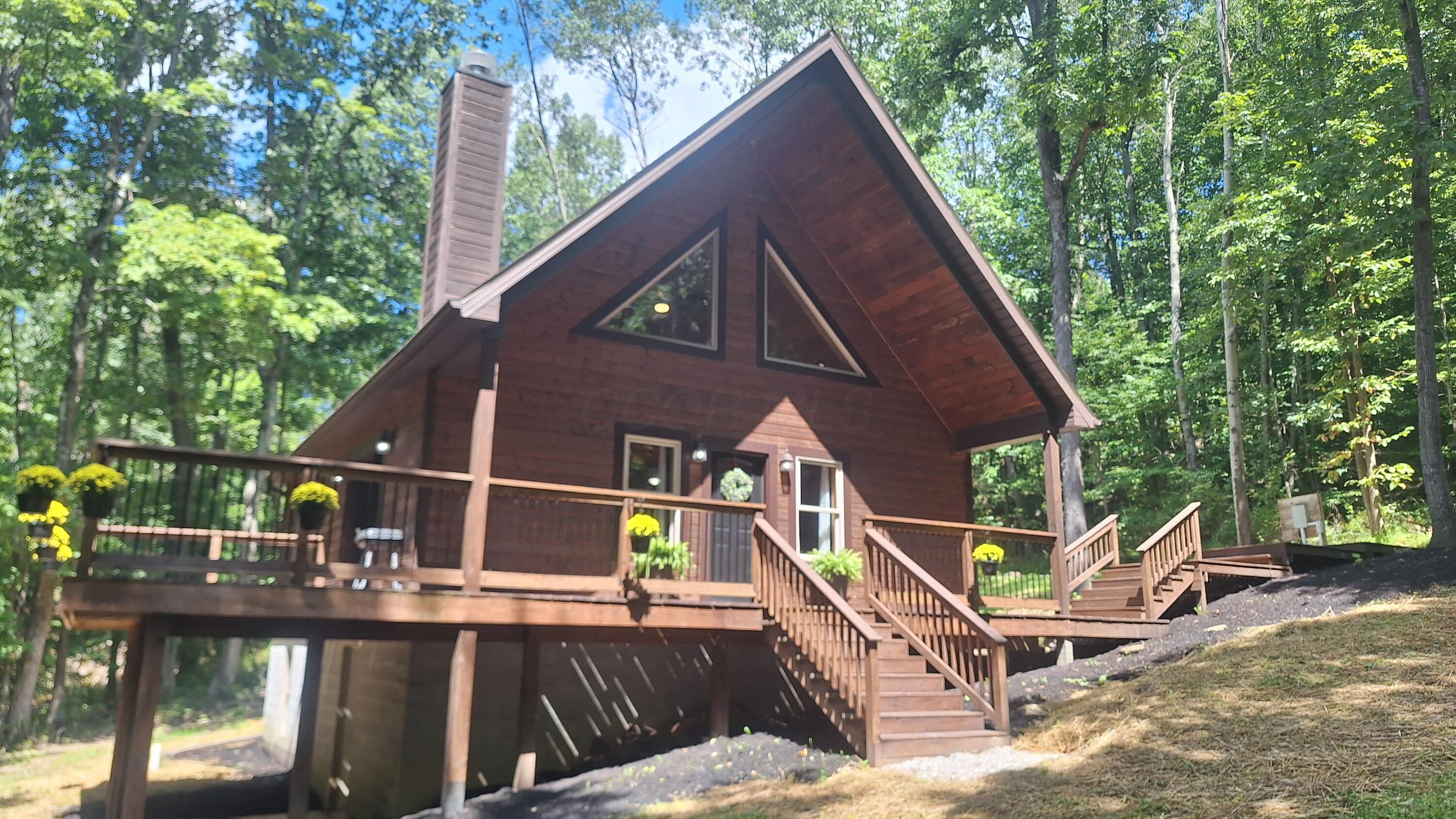 35047 Clay Hill Road, Logan, OH 43138