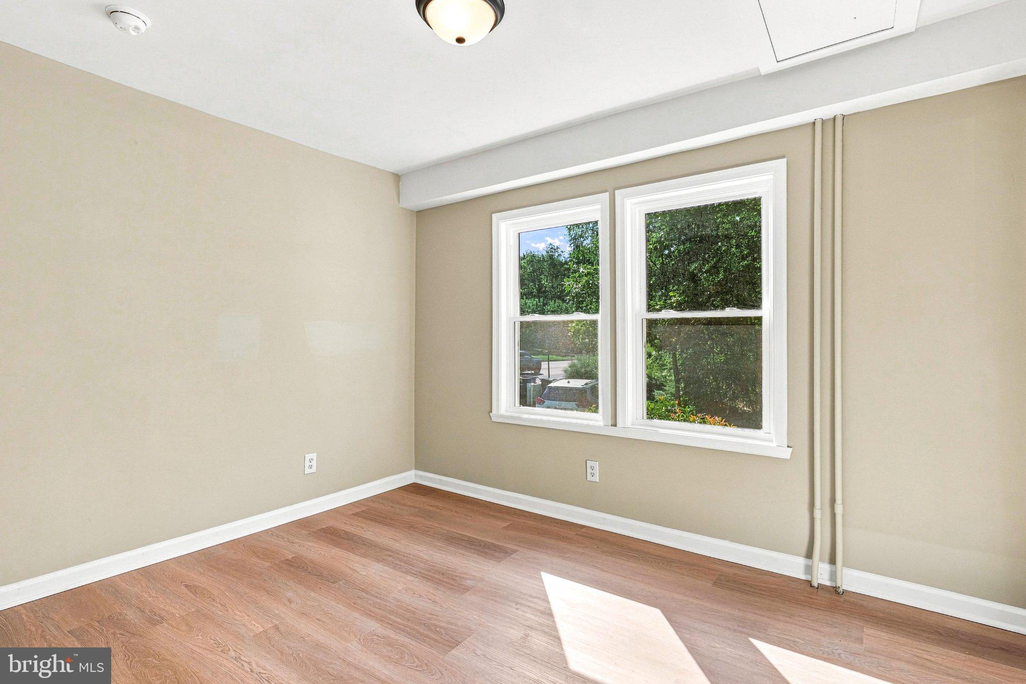 208 Hartford Road Mount Laurel, NJ 08054 - Photo 17 of 34 Gallery Image 17