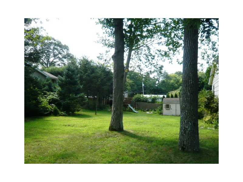 42 Azalea Road Narragansett, RI 02882 - Photo 24 of 25 Yard/Garden.