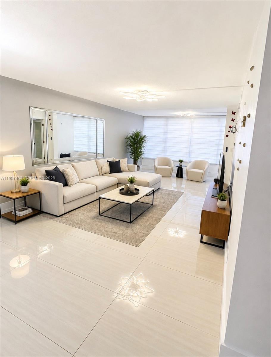 6901 Cypress Road, Unit B17 Plantation, FL 33317 - Photo 8 of 14