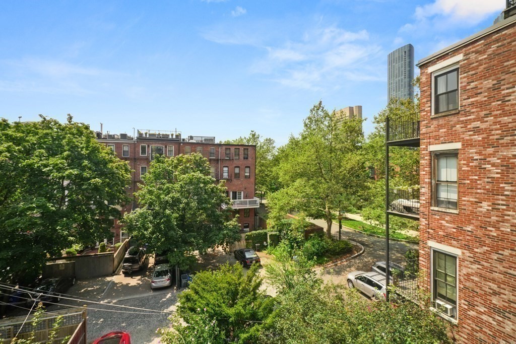 232 West Canton Street, Unit 2 Boston, MA 02116 - Photo 17 of 23 a view of a garden