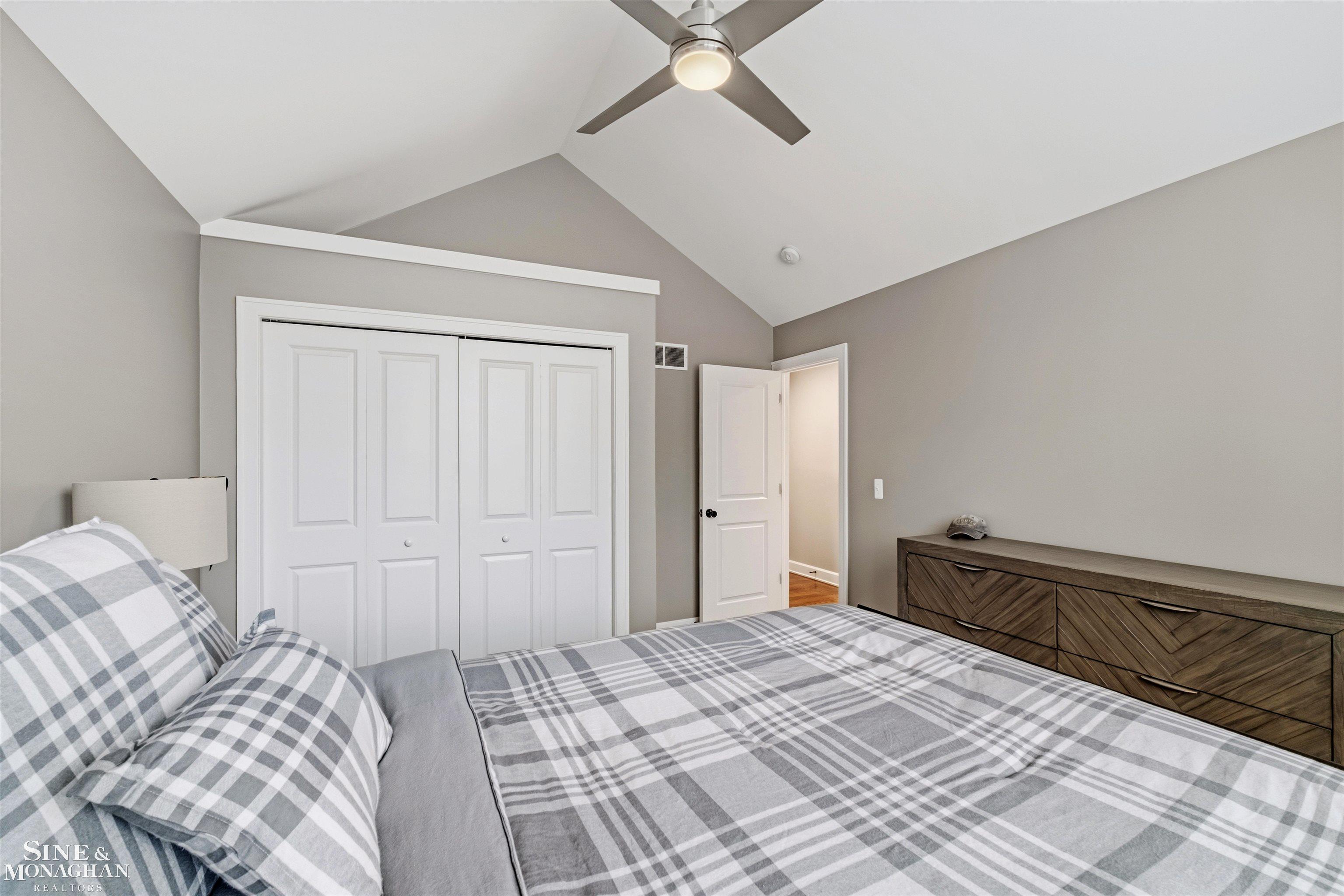 174 Kerby Road Grosse Pointe, MI 48236 - Photo 41 of 64 2nd Floor Bedroom