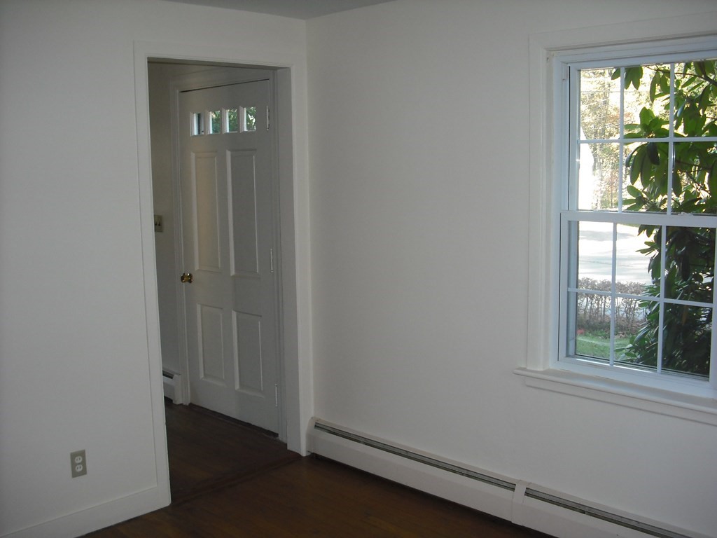 16 Highland Park Road Rutland, MA 01543 - Photo 7 of 11