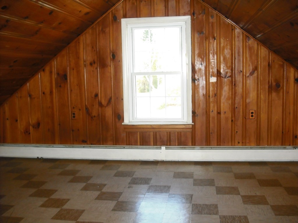 16 Highland Park Road Rutland, MA 01543 - Photo 8 of 11