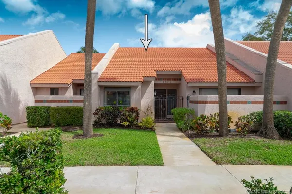 $365,000 | 3504 Southeast Sandpiper Court, Fort Pierce, FL 34952