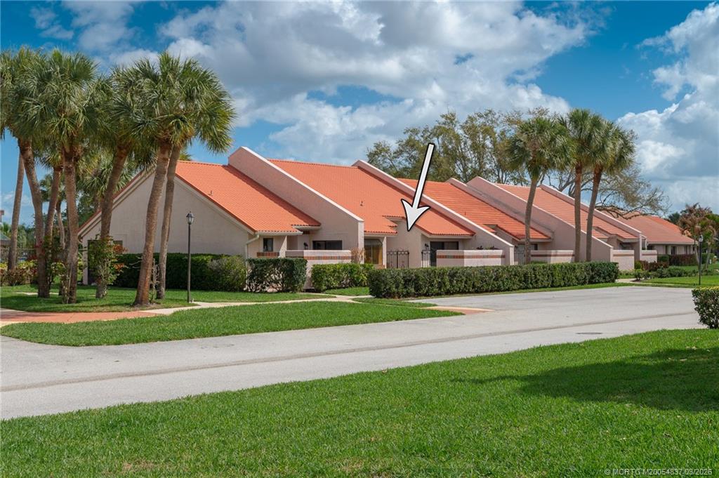 3504 Southeast Sandpiper Circle Port St. Lucie, FL 34952 - Photo 2 of 31