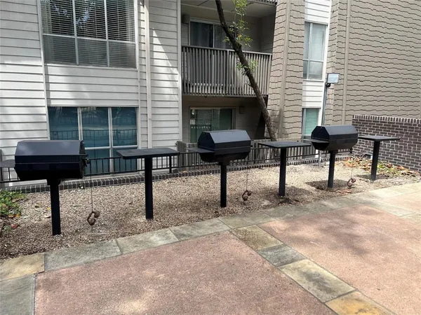 $1,225 | 4859 Cedar Springs Road, Unit 150, Dallas, TX 75219