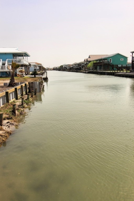 189 Sailfish Drive Rockport, TX 78382 - Photo 10 of 40