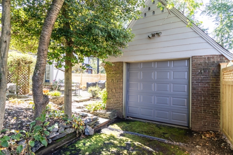 2 Harding Terrace Morristown, NJ 07960 - Photo 30 of 32